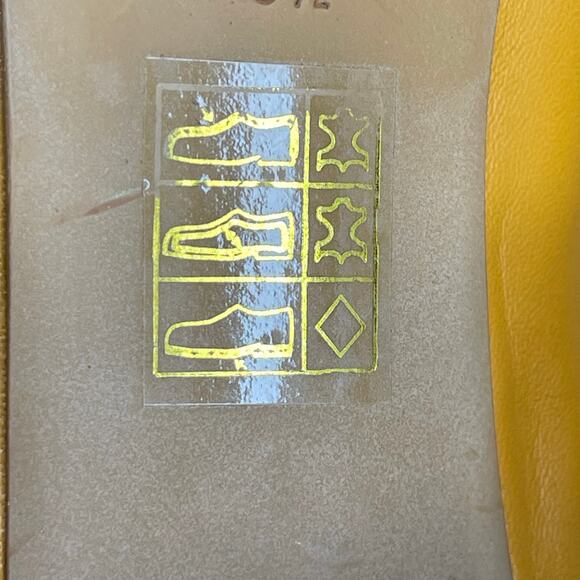 Everlane The Day Leather Heel Size 5.5 Mustard Yellow comfort shoes preppy - Picture 11 of 11